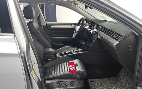 Volkswagen Passat B8 рестайлинг, 2022 год, 1 980 000 рублей, 6 фотография