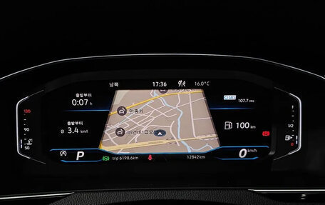 Volkswagen Passat B8 рестайлинг, 2022 год, 1 980 000 рублей, 11 фотография