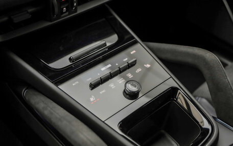 Porsche Cayenne III, 2023 год, 23 381 000 рублей, 22 фотография