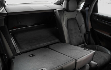 Porsche Cayenne III, 2023 год, 23 381 000 рублей, 33 фотография