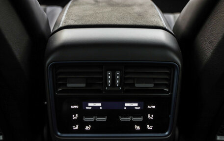 Porsche Cayenne III, 2023 год, 23 381 000 рублей, 36 фотография