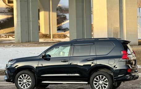 Toyota Land Cruiser Prado 150 рестайлинг 2, 2018 год, 6 150 000 рублей, 13 фотография