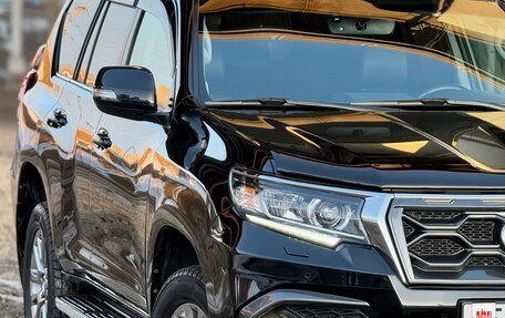 Toyota Land Cruiser Prado 150 рестайлинг 2, 2018 год, 6 150 000 рублей, 21 фотография