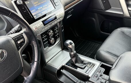 Toyota Land Cruiser Prado 150 рестайлинг 2, 2018 год, 6 150 000 рублей, 23 фотография