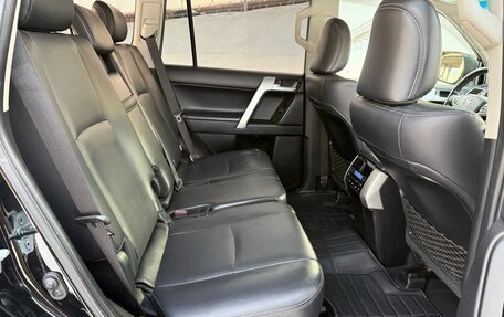 Toyota Land Cruiser Prado 150 рестайлинг 2, 2018 год, 6 150 000 рублей, 27 фотография