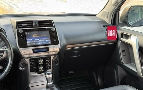 Toyota Land Cruiser Prado 150 рестайлинг 2, 2018 год, 6 150 000 рублей, 28 фотография