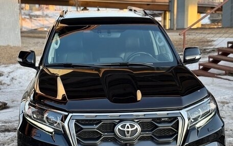 Toyota Land Cruiser Prado 150 рестайлинг 2, 2018 год, 6 150 000 рублей, 35 фотография