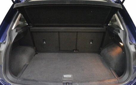 Volkswagen Tiguan II, 2017 год, 2 000 000 рублей, 16 фотография