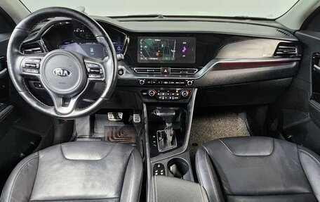 KIA Niro I, 2022 год, 1 490 000 рублей, 6 фотография