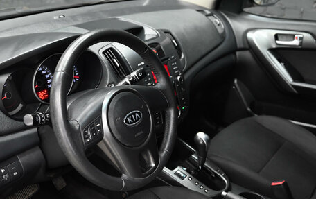 KIA Cerato III, 2009 год, 800 000 рублей, 16 фотография