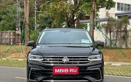 Volkswagen Tiguan II, 2024 год, 3 560 500 рублей, 2 фотография