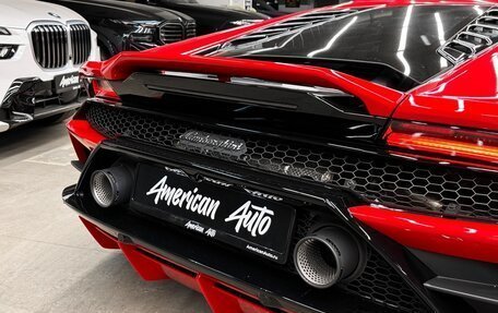 Lamborghini Huracán, 2022 год, 27 990 000 рублей, 9 фотография