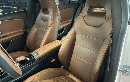 Mercedes-Benz CLA, 2023 год, 4 813 576 рублей, 13 фотография