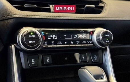 Toyota RAV4, 2025 год, 4 100 000 рублей, 10 фотография