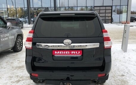 Toyota Land Cruiser Prado 150 рестайлинг 2, 2015 год, 3 600 000 рублей, 2 фотография