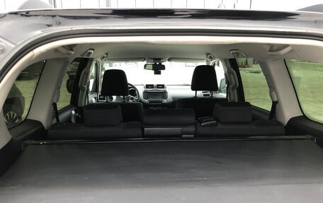 Toyota Land Cruiser Prado 150 рестайлинг 2, 2015 год, 3 600 000 рублей, 26 фотография