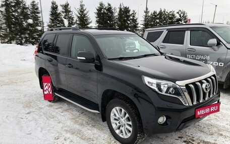 Toyota Land Cruiser Prado 150 рестайлинг 2, 2015 год, 3 600 000 рублей, 35 фотография