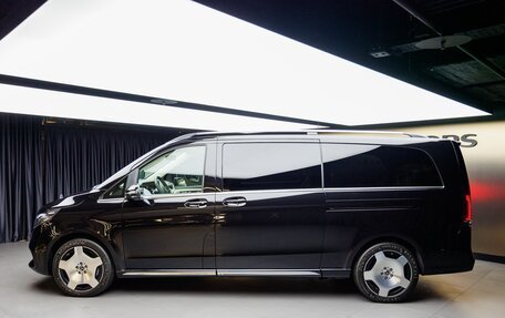 Mercedes-Benz V-Класс, 2025 год, 14 780 000 рублей, 6 фотография