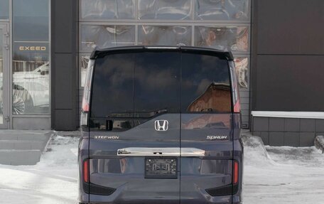Honda Stepwgn IV, 2017 год, 2 300 000 рублей, 6 фотография