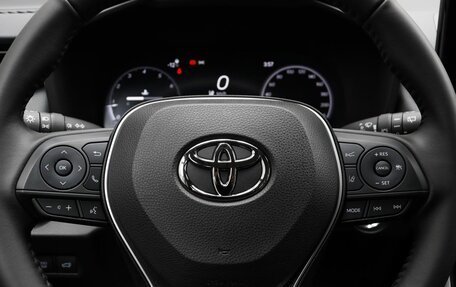 Toyota RAV4, 2025 год, 4 290 000 рублей, 11 фотография