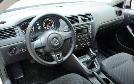 Volkswagen Jetta VI, 2014 год, 1 370 000 рублей, 15 фотография