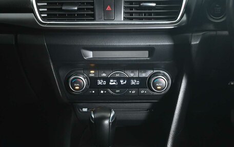 Mazda Axela, 2016 год, 1 430 000 рублей, 14 фотография