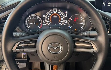 Mazda 3, 2021 год, 1 300 000 рублей, 11 фотография