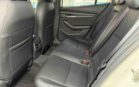 Mazda 3, 2021 год, 1 300 000 рублей, 19 фотография