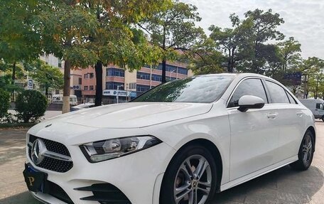Mercedes-Benz A-Класс, 2022 год, 1 820 000 рублей, 1 фотография