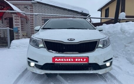 KIA Rio III рестайлинг, 2017 год, 740 000 рублей, 3 фотография