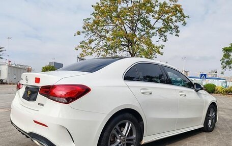 Mercedes-Benz A-Класс, 2022 год, 1 820 000 рублей, 4 фотография