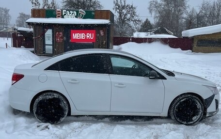 Chevrolet Cruze II, 2014 год, 780 000 рублей, 3 фотография