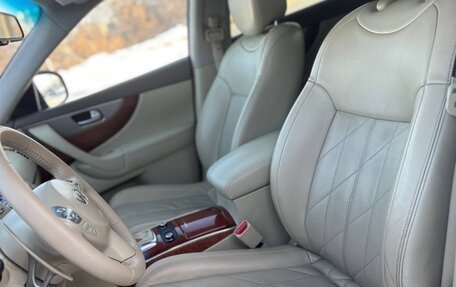 Infiniti QX70, 2016 год, 1 990 000 рублей, 8 фотография