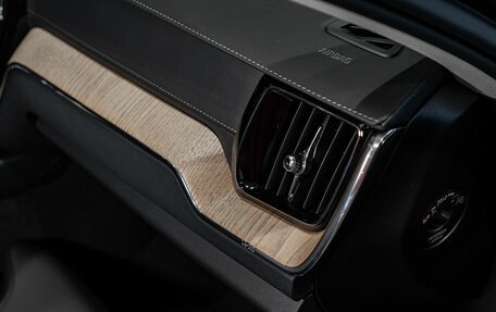 Volvo XC60 II, 2025 год, 9 100 000 рублей, 19 фотография