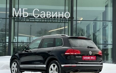 Volkswagen Touareg III, 2015 год, 2 690 000 рублей, 3 фотография