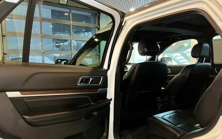 Ford Explorer VI, 2017 год, 3 073 000 рублей, 23 фотография