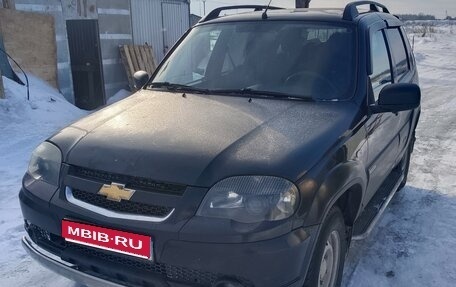 Chevrolet Niva I рестайлинг, 2017 год, 798 000 рублей, 1 фотография