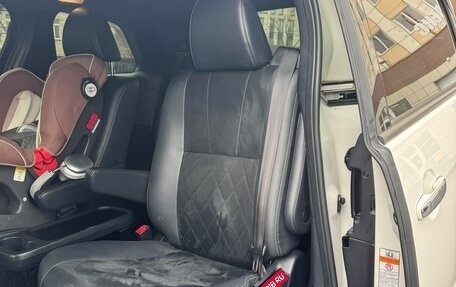 Toyota Estima III рестайлинг -2, 2017 год, 3 500 000 рублей, 7 фотография