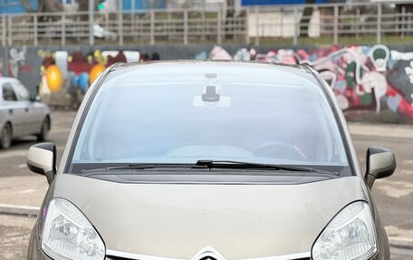 Citroen C4 Picasso II рестайлинг, 2012 год, 599 000 рублей, 2 фотография