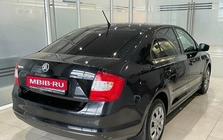 Skoda Rapid I, 2015 год, 1 075 000 рублей, 4 фотография