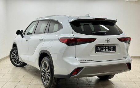 Toyota Highlander, 2025 год, 5 650 000 рублей, 4 фотография