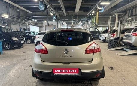 Renault Megane III, 2011 год, 649 000 рублей, 8 фотография