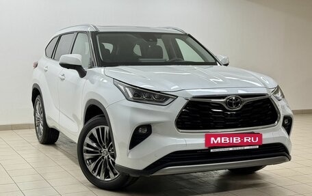 Toyota Highlander, 2025 год, 5 650 000 рублей, 3 фотография