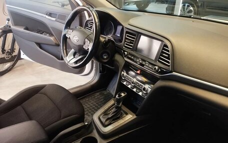 Hyundai Elantra VI рестайлинг, 2020 год, 1 549 000 рублей, 18 фотография