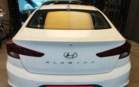 Hyundai Elantra VI рестайлинг, 2020 год, 1 549 000 рублей, 9 фотография