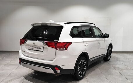 Mitsubishi Outlander III рестайлинг 3, 2021 год, 2 609 000 рублей, 5 фотография
