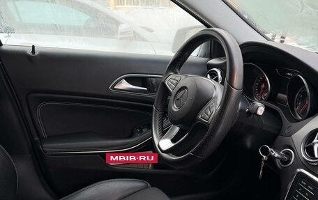 Mercedes-Benz GLA, 2017 год, 2 450 000 рублей, 11 фотография