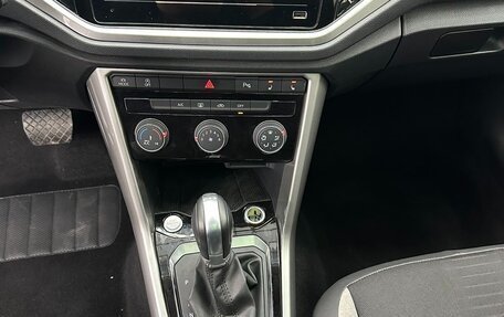 Volkswagen T-Roc I, 2022 год, 1 910 000 рублей, 9 фотография