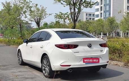 Mazda 3, 2022 год, 1 380 000 рублей, 4 фотография