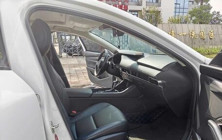 Mazda 3, 2022 год, 1 380 000 рублей, 9 фотография